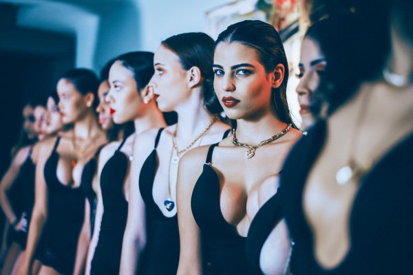 15 coupes de carrés élégants pour les femmes de 50 ans